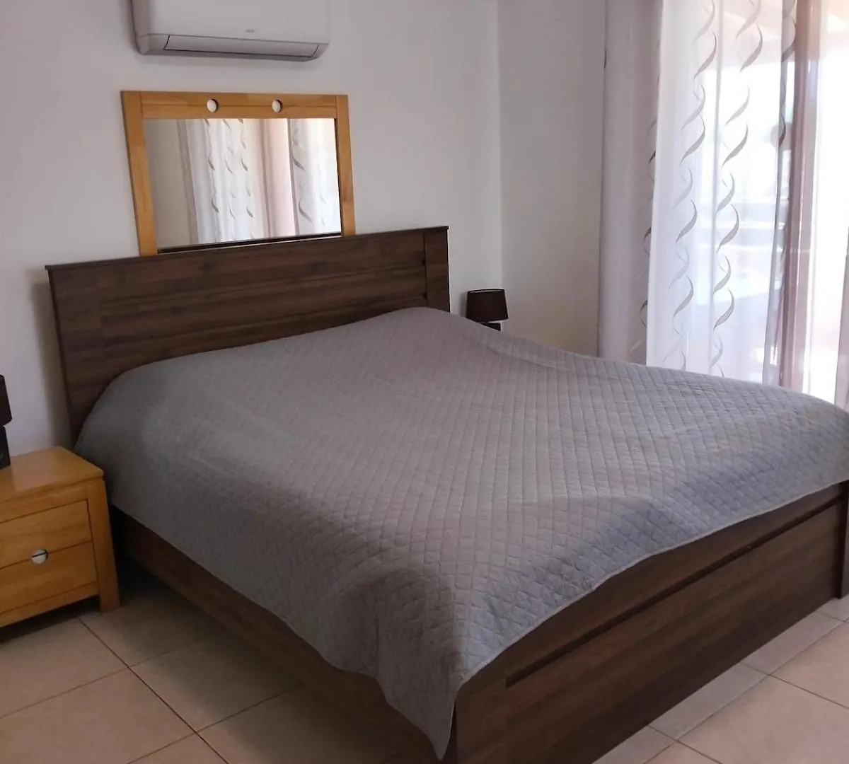 Apartment Ferienwohnung Nissi Area,Ground Floor Flat, Free Internet Agia Napa Zypern